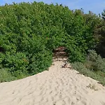 Au Petit Wissant بيت للعطل