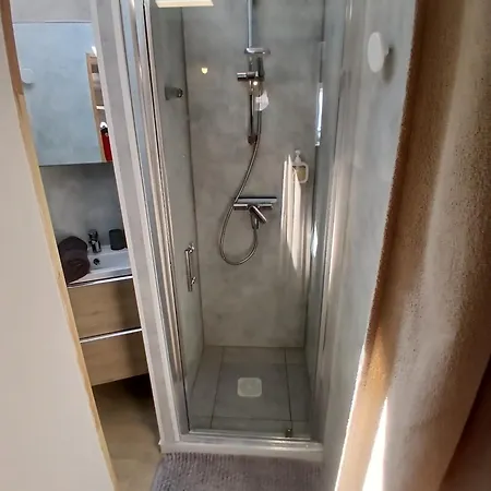 Au Petit Wissant ماركيز