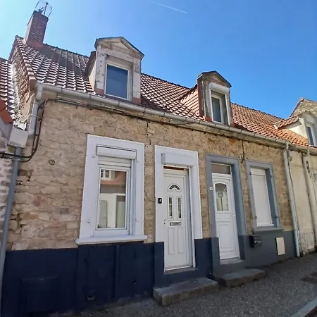 Au Petit Wissant بيت للعطل *